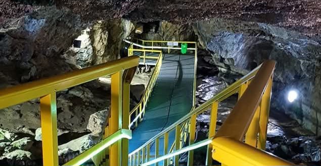 10 ani de la redeschiderea Peșterii Ialomiței, un obiectiv turistic de top în Bucegi