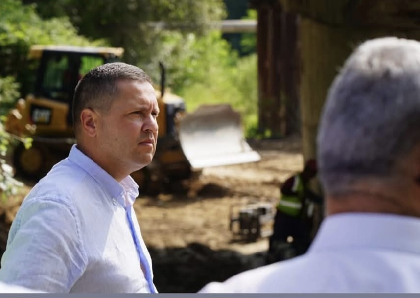 CJ Dâmbovița: Au început lucrările de reabilitare la podul peste pârâul Bizdidel, pe DN71