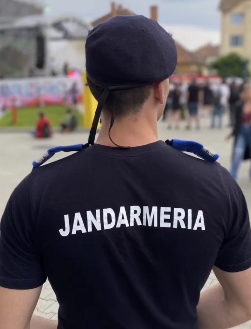 Jandarmii dâmbovițeni și Brigada Mobilă Ploiești sunt pe baricade la sărbătoarea Sfântului Ierarh Nifon din Târgoviște