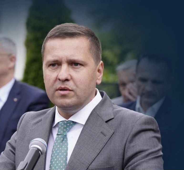  Președintele CJ Dâmbovița, Corneliu Ștefan: Investițiile din Dâmbovița, blocate de deciziile Guvernului Bolojan 