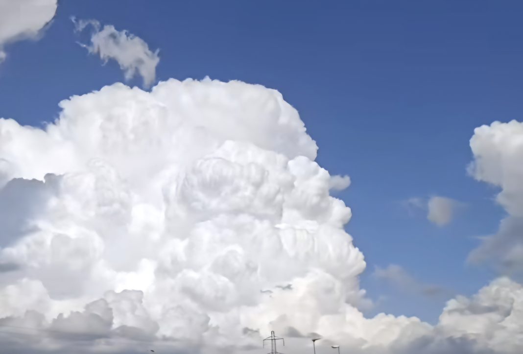 Alertă meteo în Dâmbovița: Cod galben de caniculă și temperaturi de până la 35°C