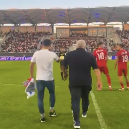  Chindia Târgoviște a sărbătorit o legendă a fotbalului local: Ilie Niculescu