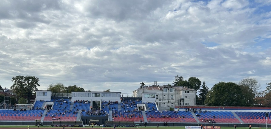 Chindia Târgoviște joacă mâine în nocturnă un meci decisiv împotriva CSC Dumbrăvița