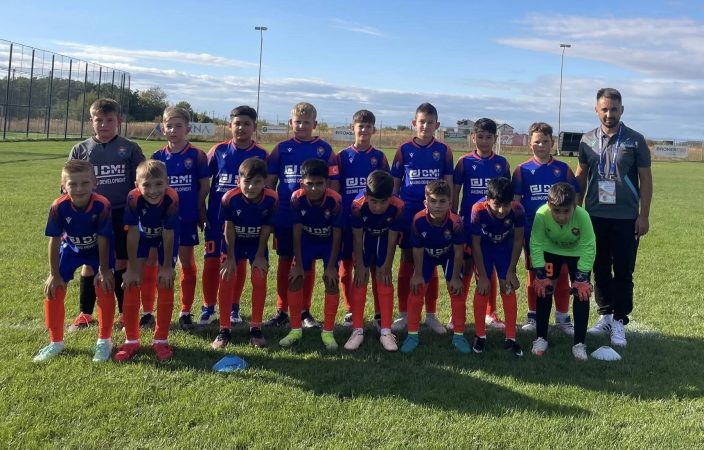 Debut pentru Juniorii U11 în Campionatul Județean Dâmbovița Debut pentru Juniorii U11 în Campionatul Județean Dâmbovița