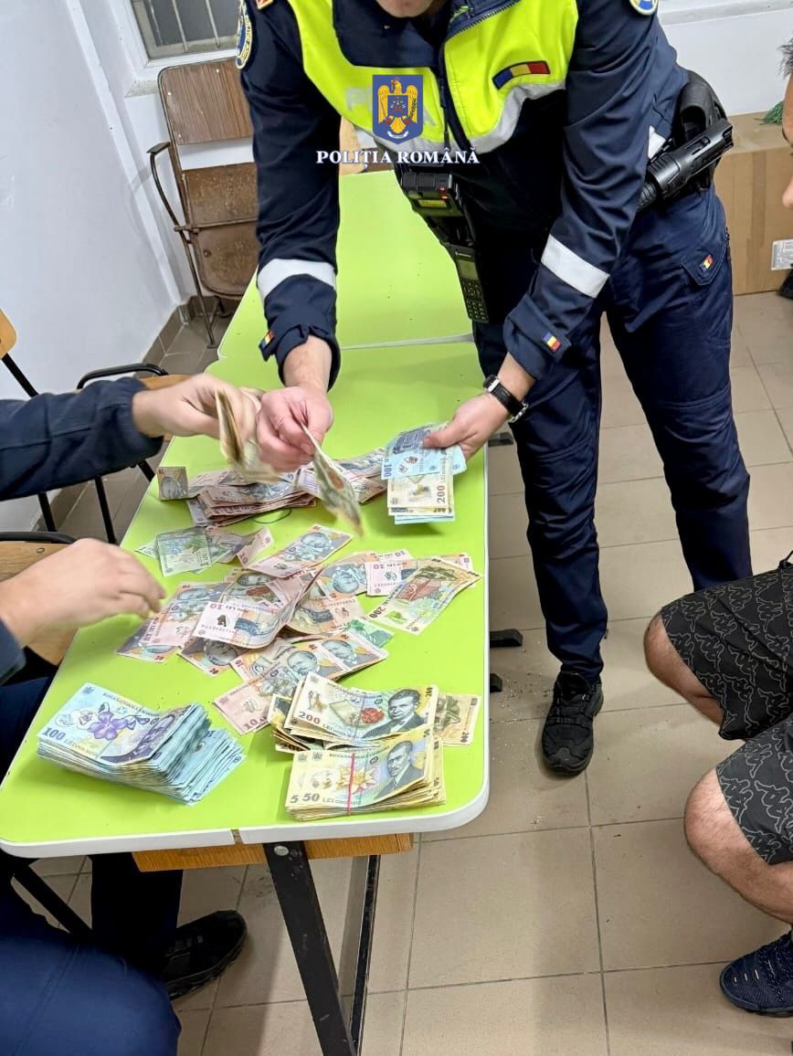 Jaf la supermarket, bărbat prins cu banii furați