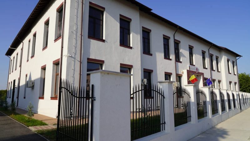 Modernizare completă la Școala Gimnazială Românești: Elevii au început anul școlar într-un mediu sigur și modern