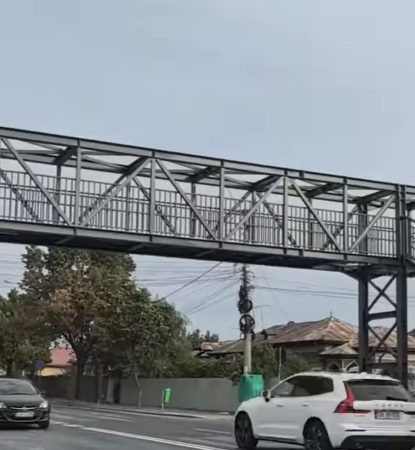 Pasarelă pietonală modernă pe Calea București, siguranță pentru târgovișteni