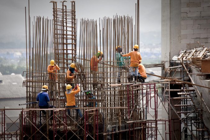 Top 5 industrii din România care au nevoie de personal străin
