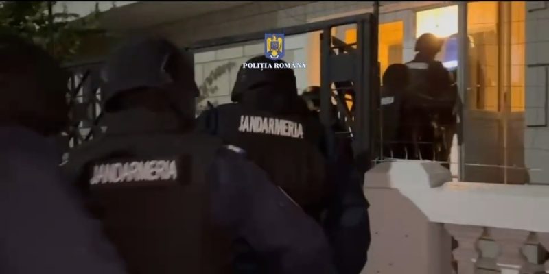 Alertă în Dâmbovița: Trei persoane cercetate pentru punerea în circulație de bancnote falsificate 