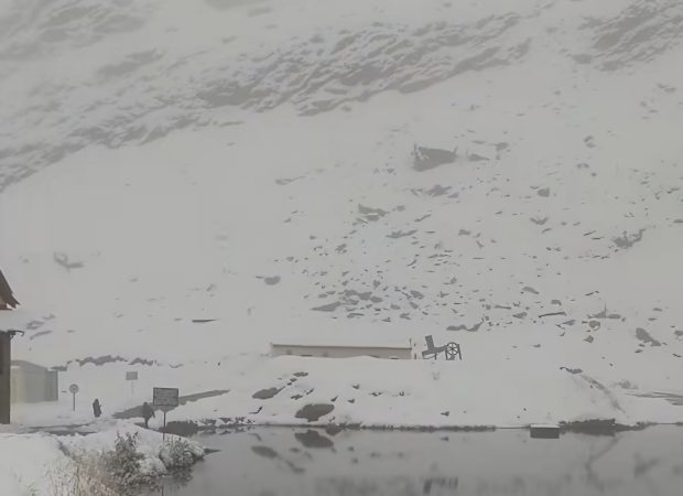 Basm de iarnă la Bâlea Lac, în mijloc de toamnă