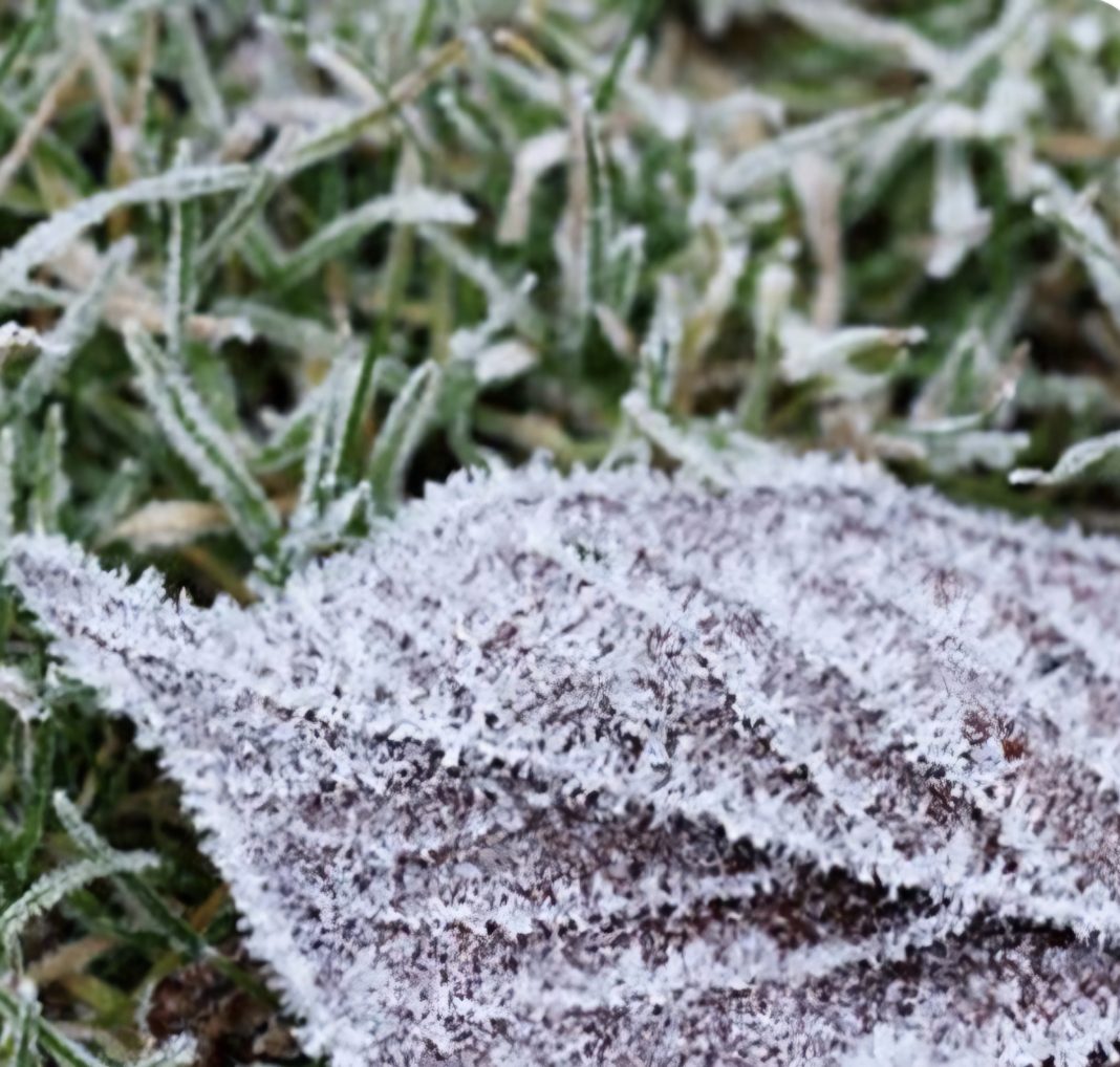 Ger și temperaturi negative în Dâmbovița astăzi,  prognoza pentru mâine