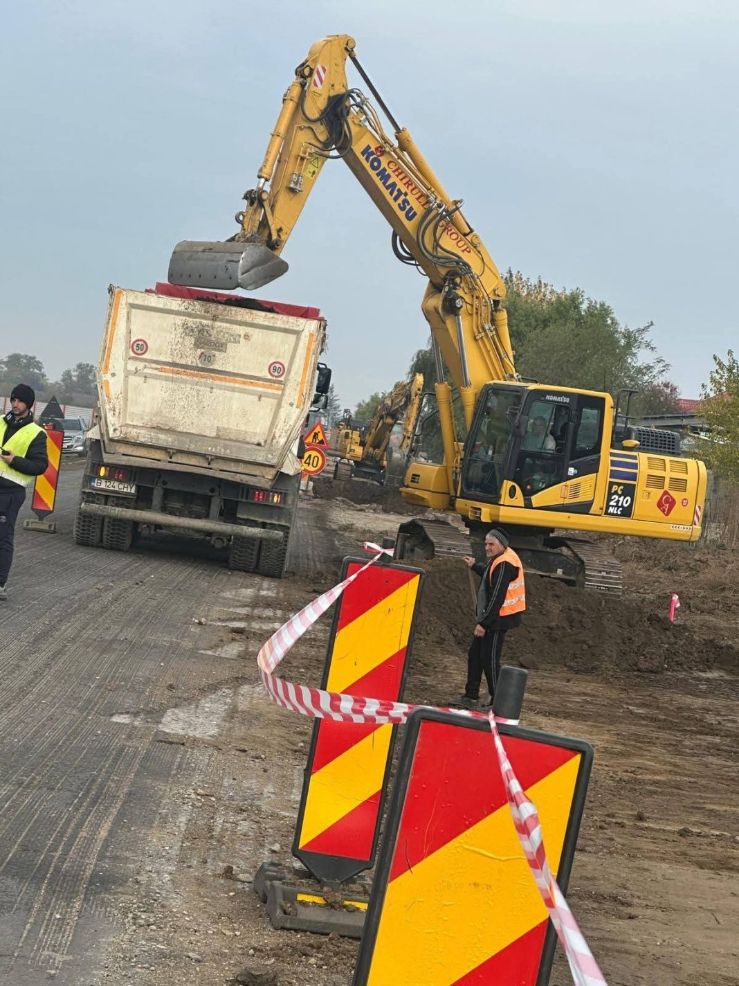 Lucrări de lărgire pe DN7 la Sălcuța Lucrări de lărgire pe DN7 la  Sălcuța -Titu: Modernizarea drumului intră în linie dreaptă