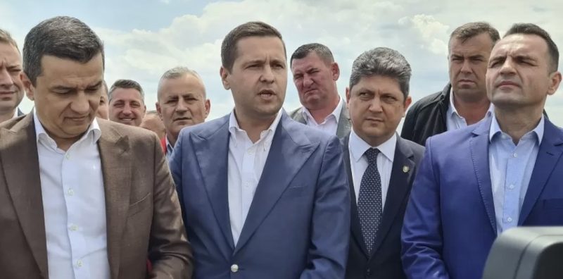 PSD Dâmbovița, trenul abandonat și semnalul ignorat PSD Dâmbovița, trenul abandonat și semnalul ignorat