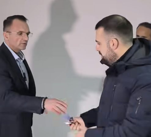 Primăria Târgoviște: 48 de locuințe ANL pentru medici și profesori, predate noilor chiriași 