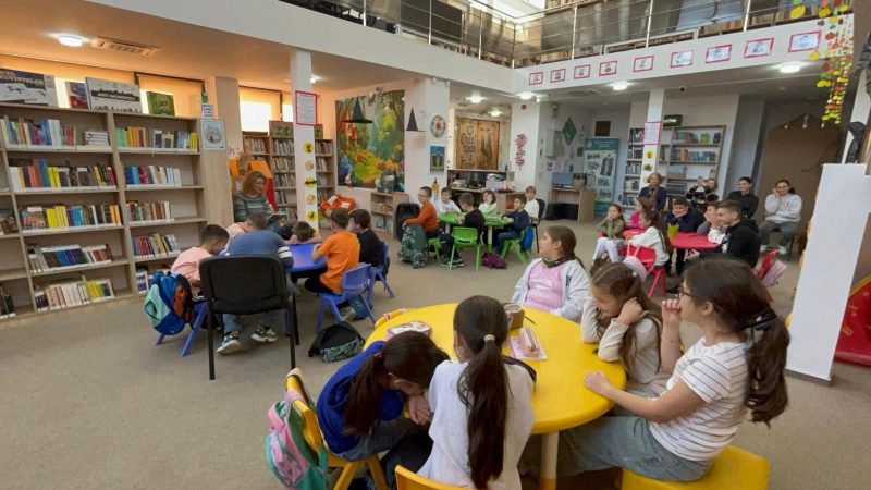 „Școala altfel” la Biblioteca Județeană Dâmbovița „Școala altfel” la Biblioteca Județeană Dâmbovița