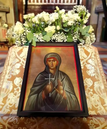 Astăzi, 14 octombrie, prăznuim pe Sfânta Cuvioasă Parascheva Astăzi, 14 octombrie, prăznuim pe Sfânta Cuvioasă Parascheva