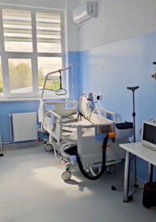 Spitalul Orășenesc Găești are un corp de clădire,  modernizat la standarde europene 