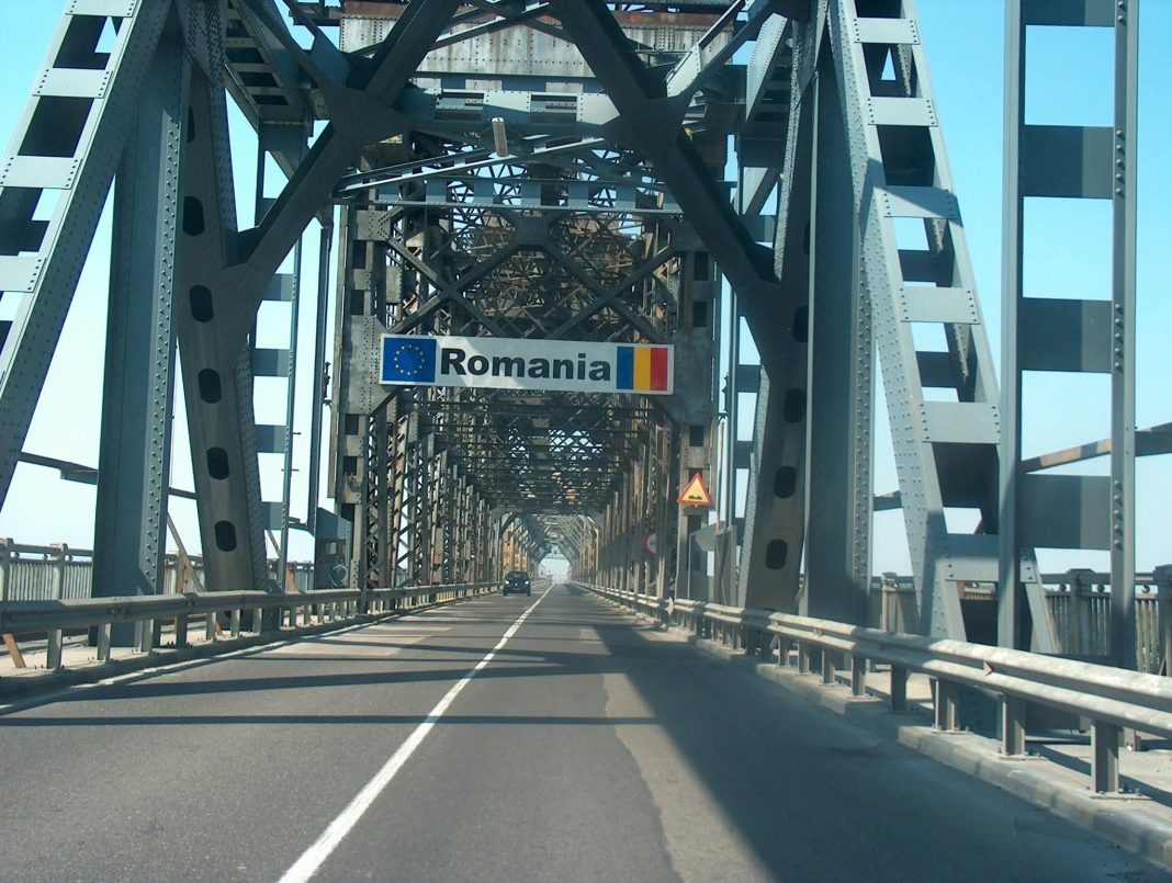 Suspendarea temporară  Suspendarea temporară a traficului pe Podul Prieteniei Giurgiu-Ruse, 4-5 noiembrie 2025