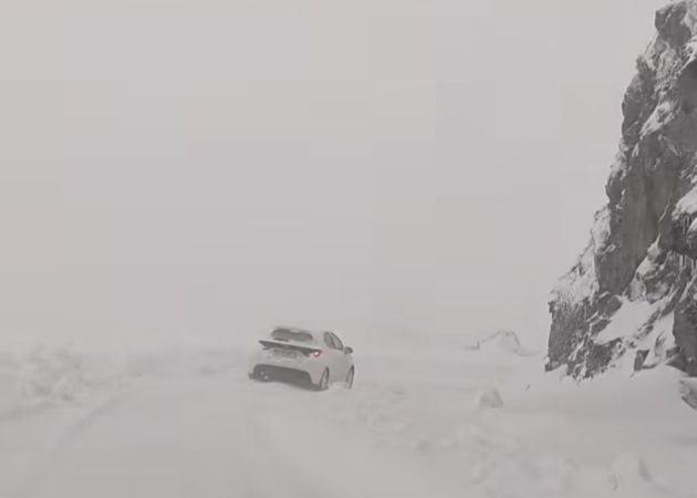 Transfăgărășanul închis temporar din cauza vremii severe