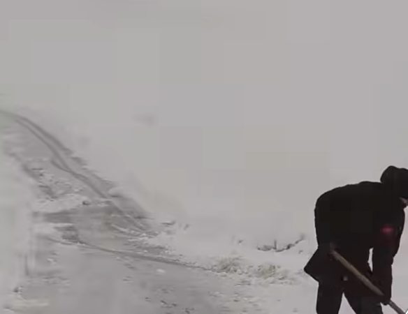 Transfăgărășanul închis temporar din cauza vremii severe