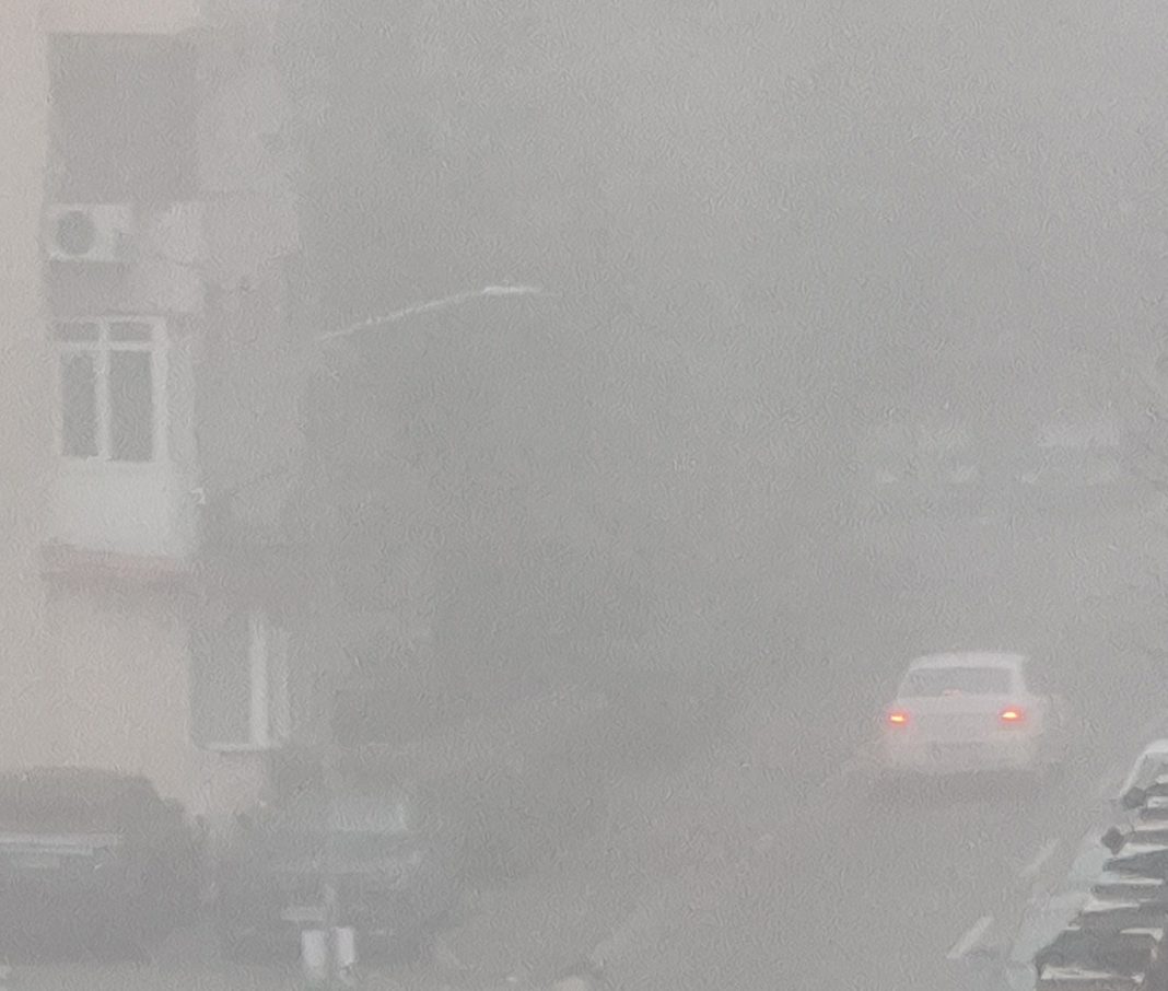 AVERTIZARE METEO – CEAȚĂ DENSĂ ÎN JUDEȚUL DÂMBOVIȚA 