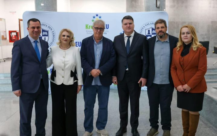 Două decenii de excelență academică: Universitatea Valahia din Târgoviște celebrează parteneriatul cu Universitatea Castilla-La Mancha Două decenii de excelență academică: Universitatea Valahia din Târgoviște celebrează parteneriatul cu Universitatea Castilla-La Mancha