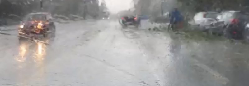 Atenție, șoferi! Drumuri alunecoase în județul Dâmbovița – reguli de circulație în condiții de ploaie Atenție, șoferi! Drumuri alunecoase în județul Dâmbovița – reguli de circulație în condiții de ploaie