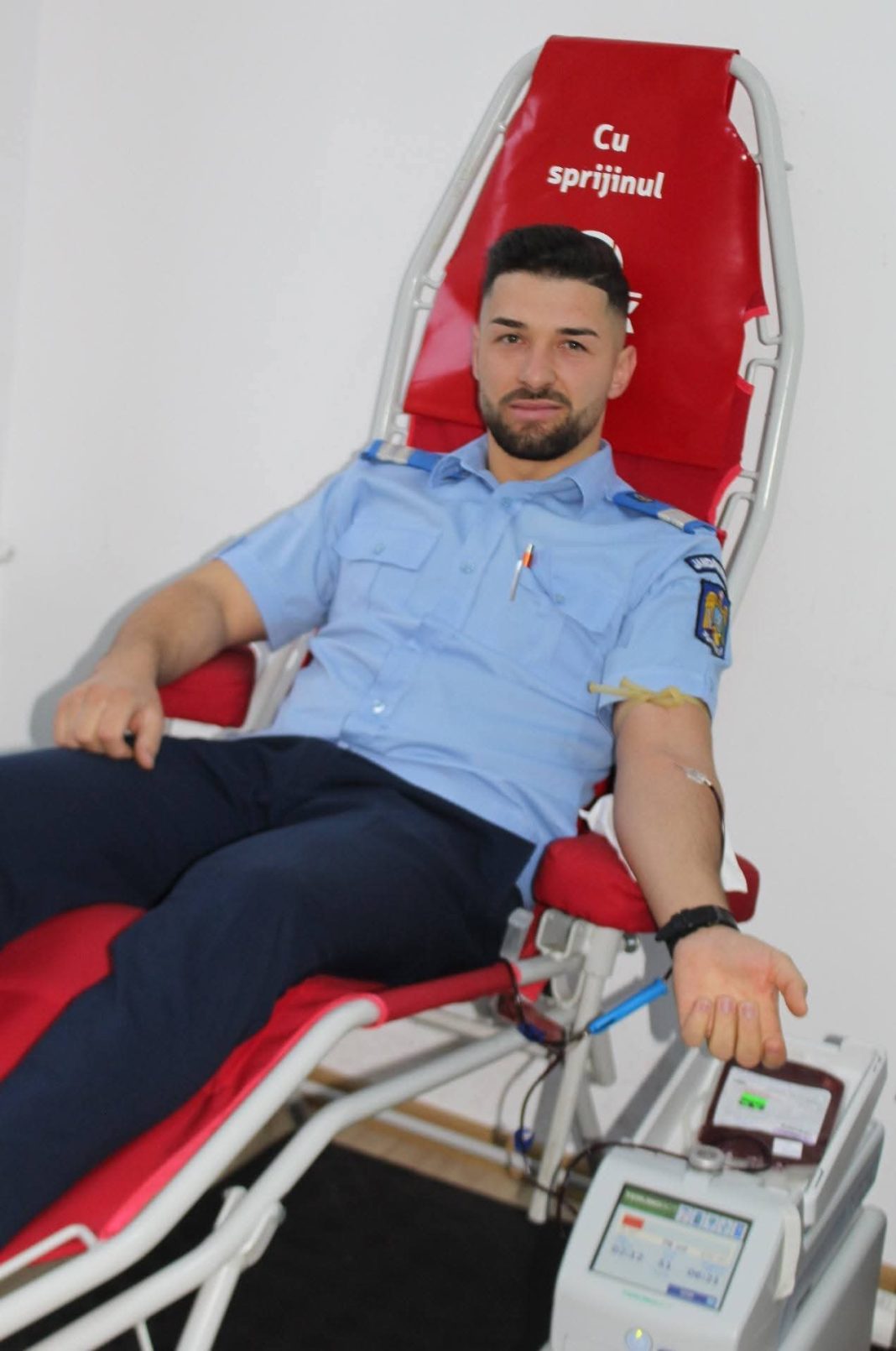 Jandarmii dâmbovițeni au donat  sânge, 55 de eroi civici au salvat vieți
