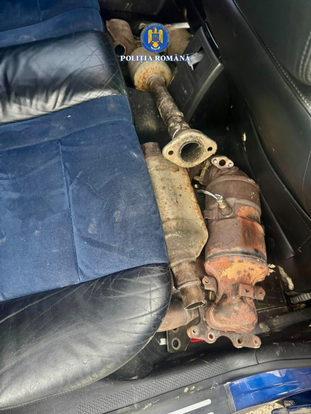 Târgoviște: Tânăr de 21 de ani, prins transportând catalizatoare fără documente – mașina i-a fost confiscată