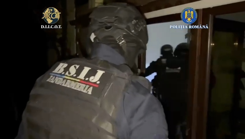 Trafic de droguri de risc: 7 percheziții în județul Dâmbovița