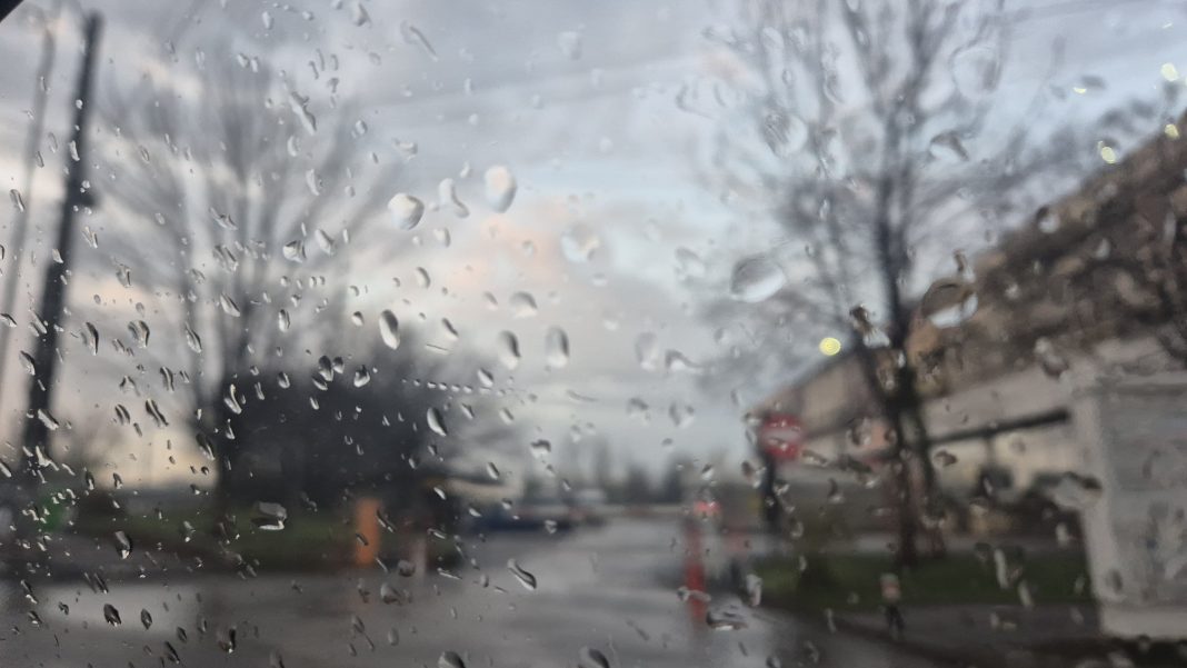 Vremea în Dâmbovița: Foarte frig  și precipitații mixte în acest weekend