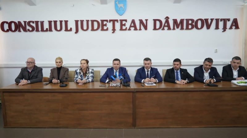 Alte 25 de proiecte finanțate în Dâmbovița, peste 86,5 milioane lei pentru iluminat public și infrastructură de apă-canal Alte 25 de proiecte finanțate în Dâmbovița, peste 86,5 milioane lei pentru iluminat public și infrastructură de apă-canal
