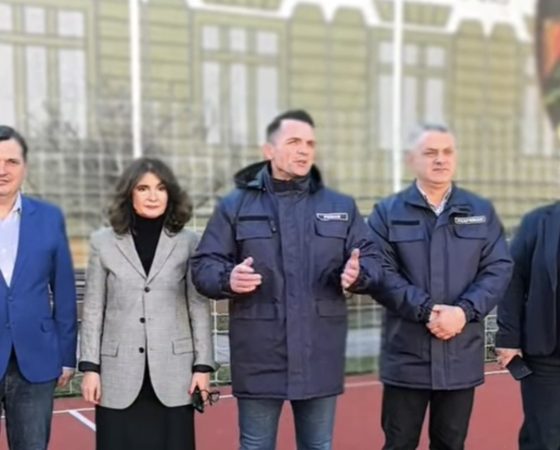 Colegiul Național „Ienăchiță Văcărescu” din Târgoviște va fi consolidat pentru prima dată după mai bine de 150 de ani Colegiul Național „Ienăchiță Văcărescu” din Târgoviște va fi consolidat pentru prima dată după mai bine de 150 de ani