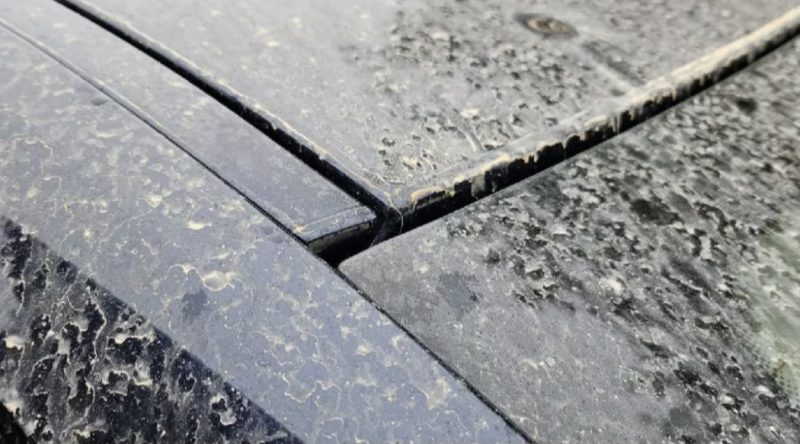 Alertă pentru persoanele cu astm și sensibilități respiratorii: Praful saharian ajunge peste România și poluarea crește de 18 ori peste limită în sud!